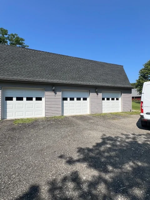 Garage door installation Bedford NY — Reynolds